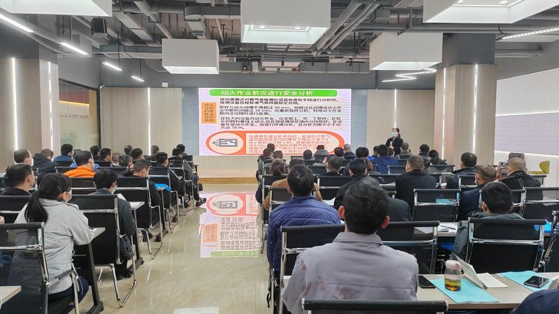 成人高考专业选择：如何根据个人兴趣和职业规划做出明智决策