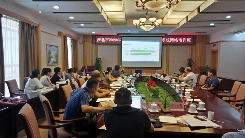 费用和退费条款是学员在选择成人教育机构时不可忽视的问题。以下是一些注意事项：