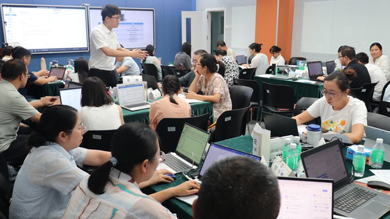 成人教育学历提升，费用构成与合理预算